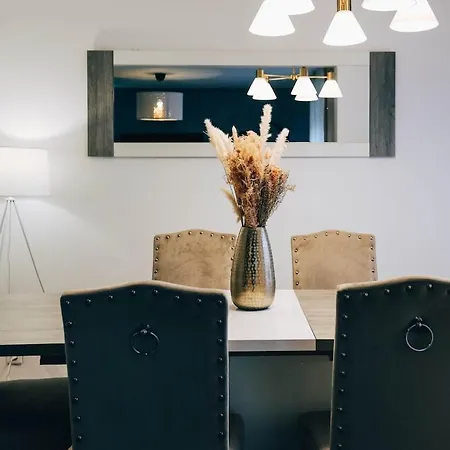 Le Nid Urbain 2 Bedrooms Parking Wi-fi Balcony Apartman Strasbourg
