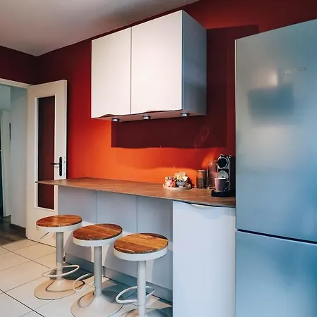 Le Nid Urbain 2 Bedrooms Parking Wi-fi Balcony Strasbourg